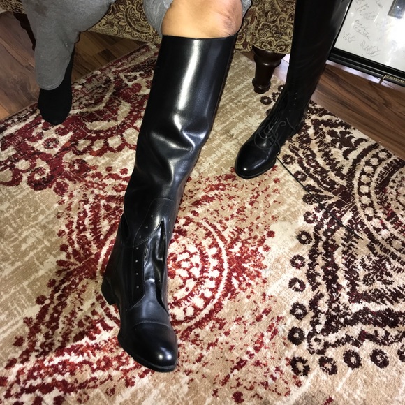 BLACK BOOTS 100% LEATHER. NWOT🌹ADDED LONG ZIPPER! - Picture 2 of 2